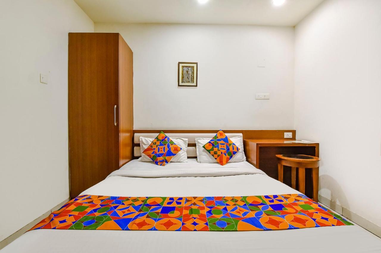 Fabhotel Prime Square 36 Кота Екстериор снимка