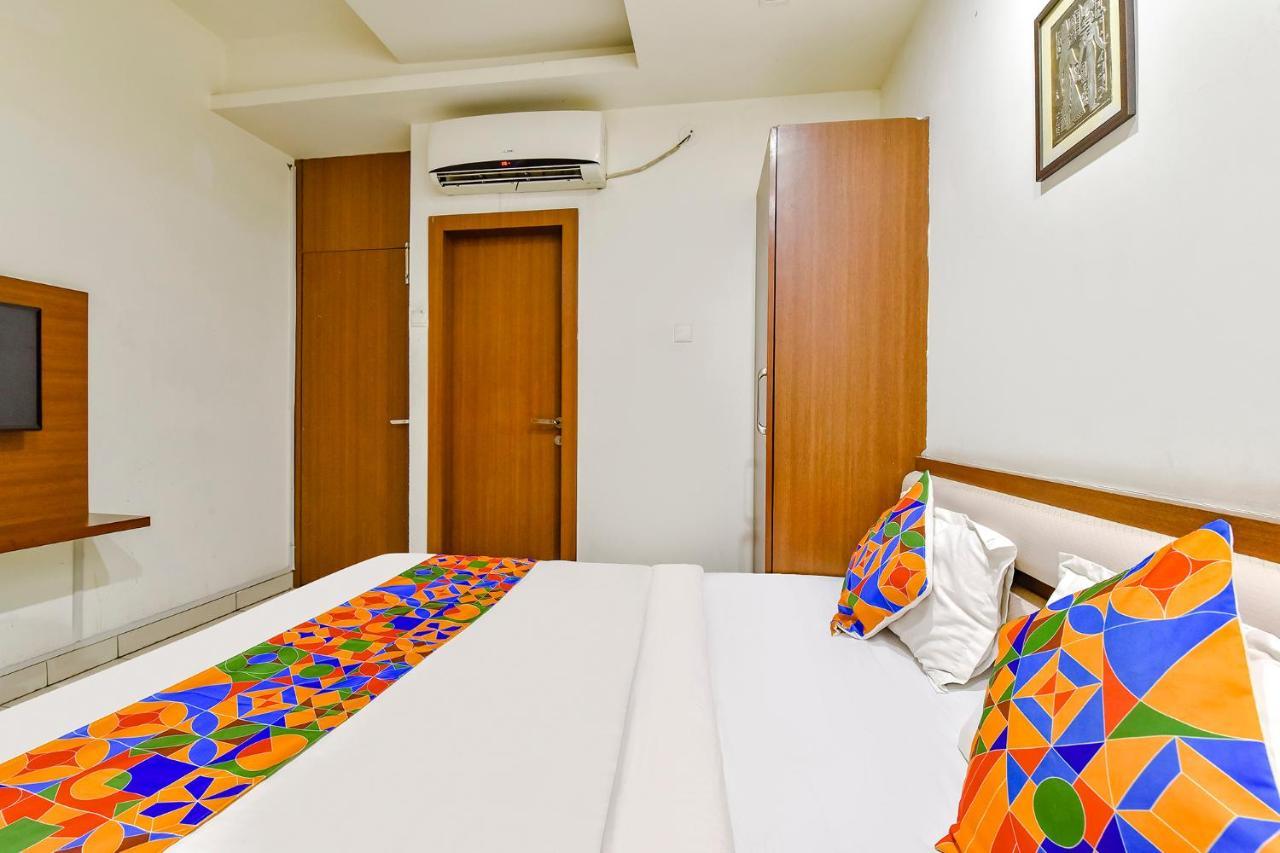 Fabhotel Prime Square 36 Кота Екстериор снимка